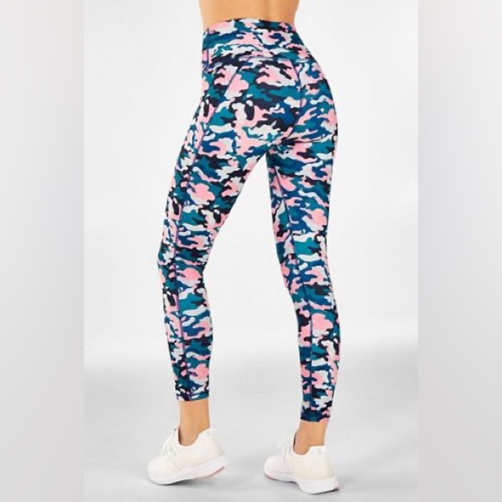 Blue & Pink Camo Leggings - Define PowerHold® High-Waisted 7/8 Legging